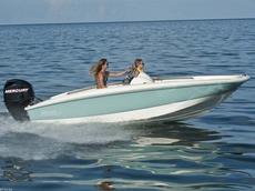 Boston Whaler 150 Super Sport 2012 Boat specs