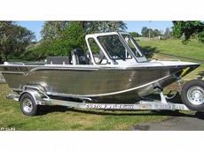Custom Weld 19 ft. Viper Series 2012 Boat specs