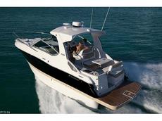 Four Winns V305 2012 Boat specs