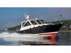 Hunt Yachts Hunt 44 Flybridge Cruiser 2012 Boat specs