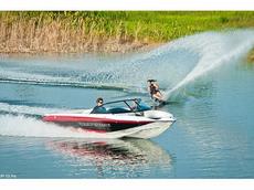 Malibu Response TXi 2012 Boat specs