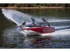 Malibu Wakesetter VTX 2012 Boat specs