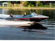 Nautique Mapple Icon Edition 200 2012 Boat specs