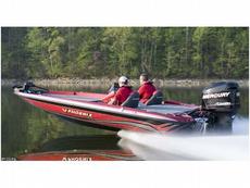 Phoenix Boats 618 Pro 2012 Boat specs