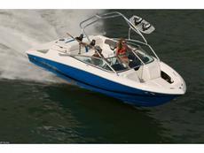 Regal 2200 Bowrider 2012 Boat specs