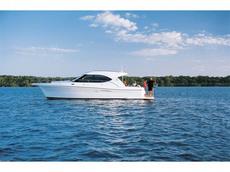 Riviera Yachts 3600 Sport Yacht 2012 Boat specs