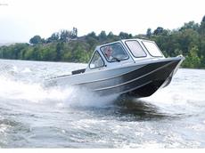 ThunderJet Luxor 2012 Boat specs