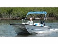 Twin Vee Catamarans 19 ft. Dual Console Bay Cat 2012 Boat specs
