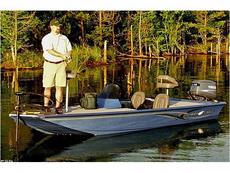 War Eagle 756 Tomahawk  2012 Boat specs