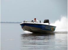 Action Craft 2002 FlatsPro 2013 Boat specs