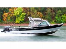Alumaweld Formula Vee Outboard 2013 Boat specs