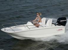 Boston Whaler 130 Super Sport 2013 Boat specs