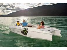 Campion Infinyte i4 2013 Boat specs