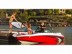 Centurion Enzo SV230 Plus 2013 Boat specs