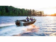 Crestliner 1850 Commander 2013 Boat specs