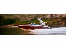 Epic 232SE 2013 Boat specs