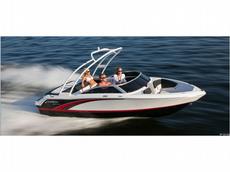 Four Winns H180 SS 2013 Boat specs