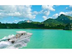 Glacier Bay 3470 Express Cruiser 2013 Boat specs