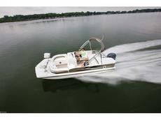 Hurricane Boats FD 198 OB 2013 Boat specs