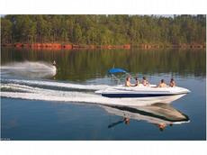 Hurricane Boats SS 201 I/O  2013 Boat specs