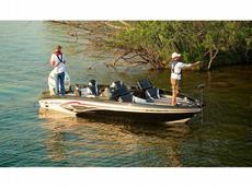 Larson FX 2050 DC O/B 2013 Boat specs