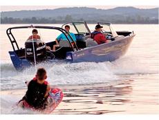 Lowe FS185 2013 Boat specs