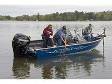 Lund 2025 Impact 2013 Boat specs