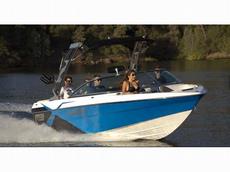 MB Sports B52 21 WB 2013 Boat specs