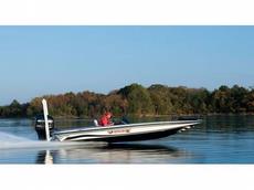 Phoenix Boats 921 ProXP 2013 Boat specs