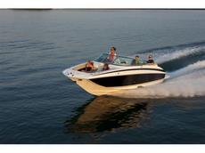 Regal 24 FasDeck 2013 Boat specs