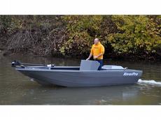 RiverPro 176 HiPro RCC Rear Center Console 2013 Boat specs