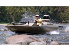 RiverPro 186 LoPro DCC Dual Center Console 2013 Boat specs