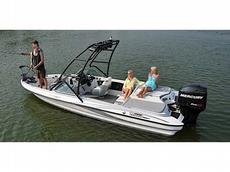 Triton Boats 220 Escape 2013 Boat specs