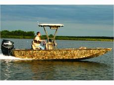 War Eagle 2170 Blackhawk 2013 Boat specs