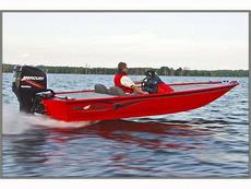 War Eagle 962 Tomahawk 2013 Boat specs