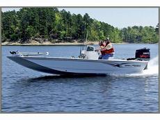War Eagle Coastal Tomahawk 21T cc 2013 Boat specs