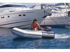Zodiac Cadet 260 Solid 2013 Boat specs