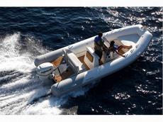 Zodiac Medline 580 2013 Boat specs