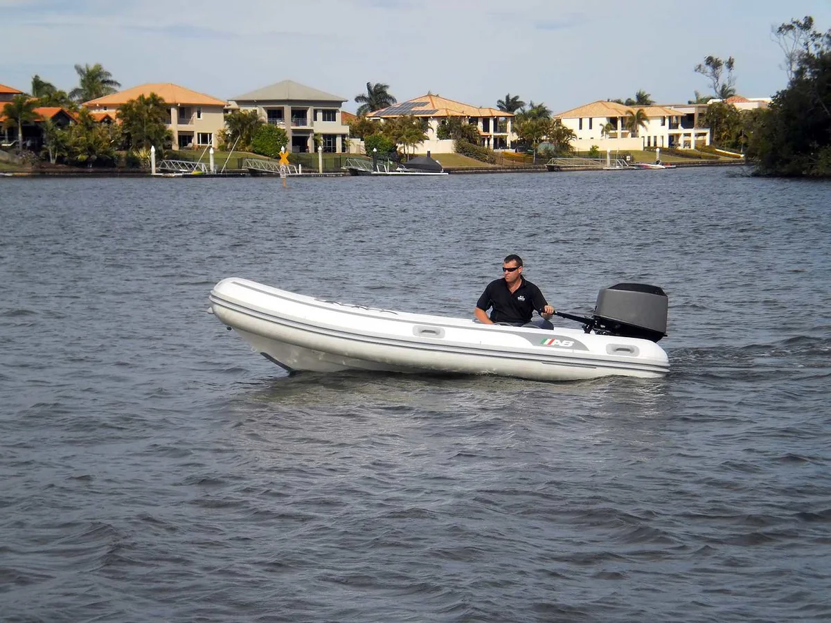 Lammina 15 AL Boat Specs