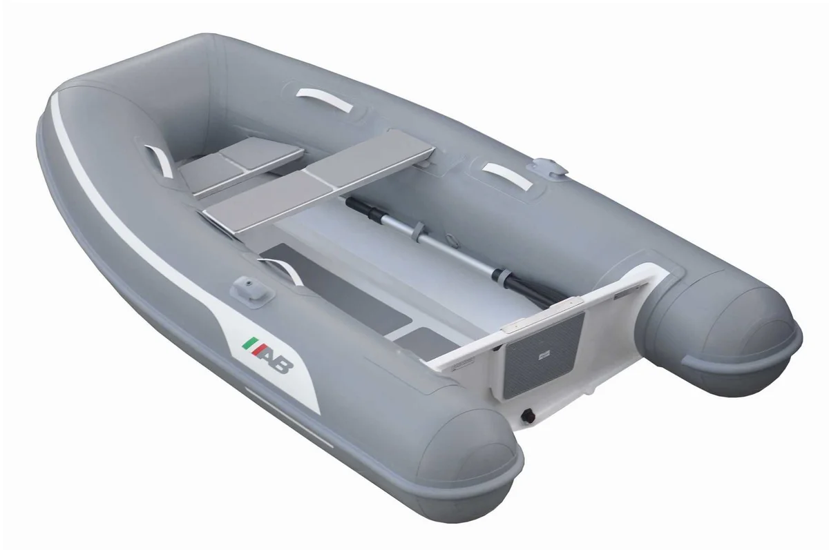 Lammina 8 UL Boat Specs