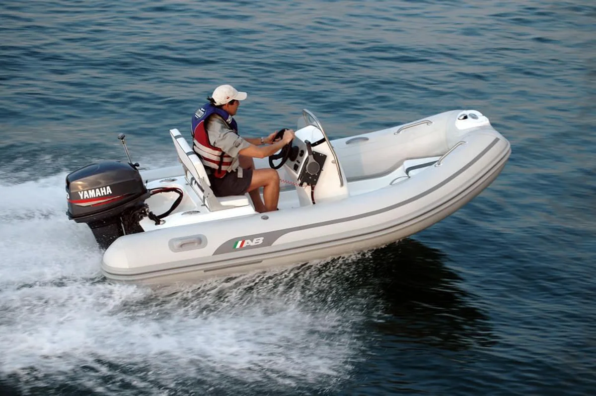 AB-Inflatables Oceanus 12 VST 2014 boat specs
