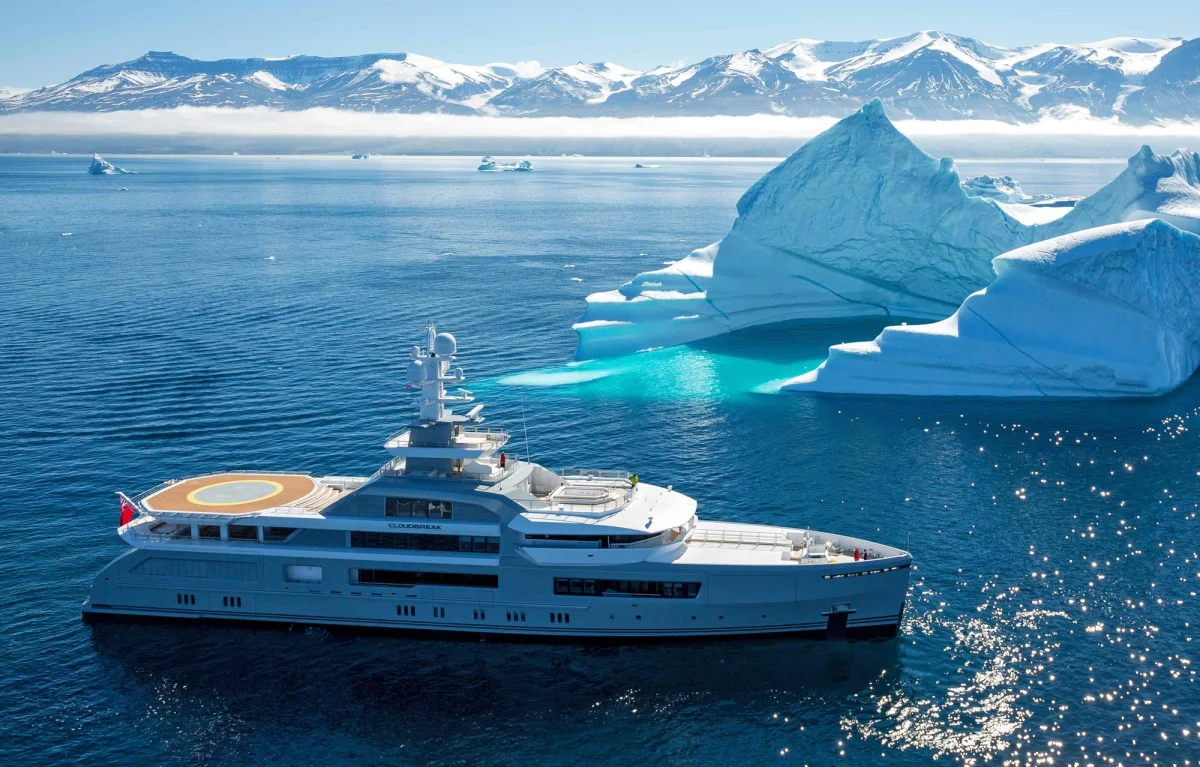Cloudbreak Boat Specs