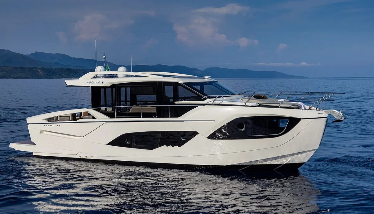 Absolute Yachts 48 Coupe 2023 boat specs