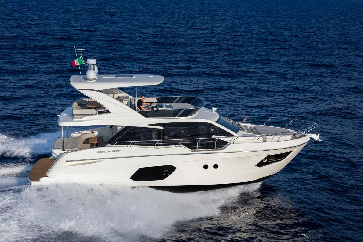 Absolute Yachts 50 FLY 2017 boat specs