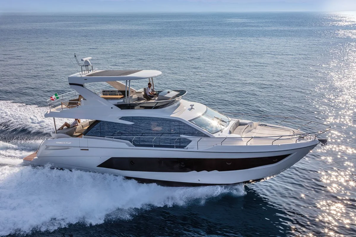 Absolute Yachts 62 FLY Flybridge 2019 boat specs
