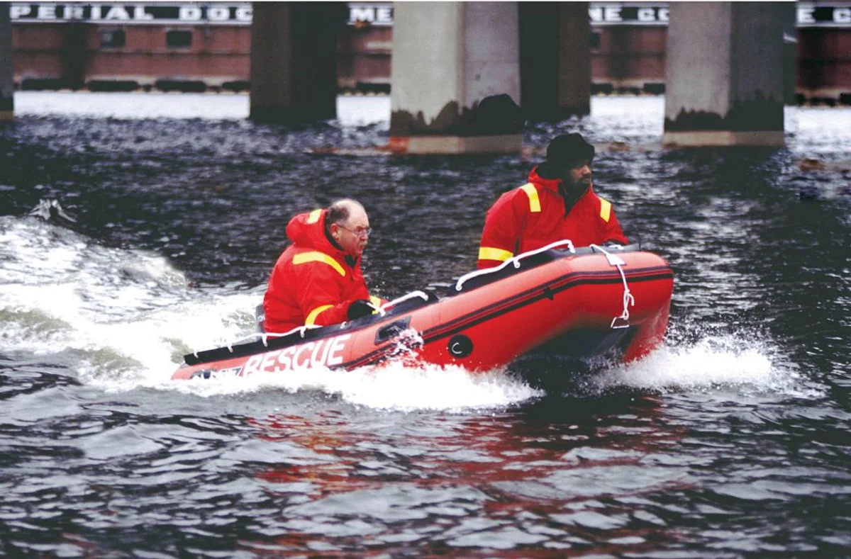FBR-104 Boat Specs