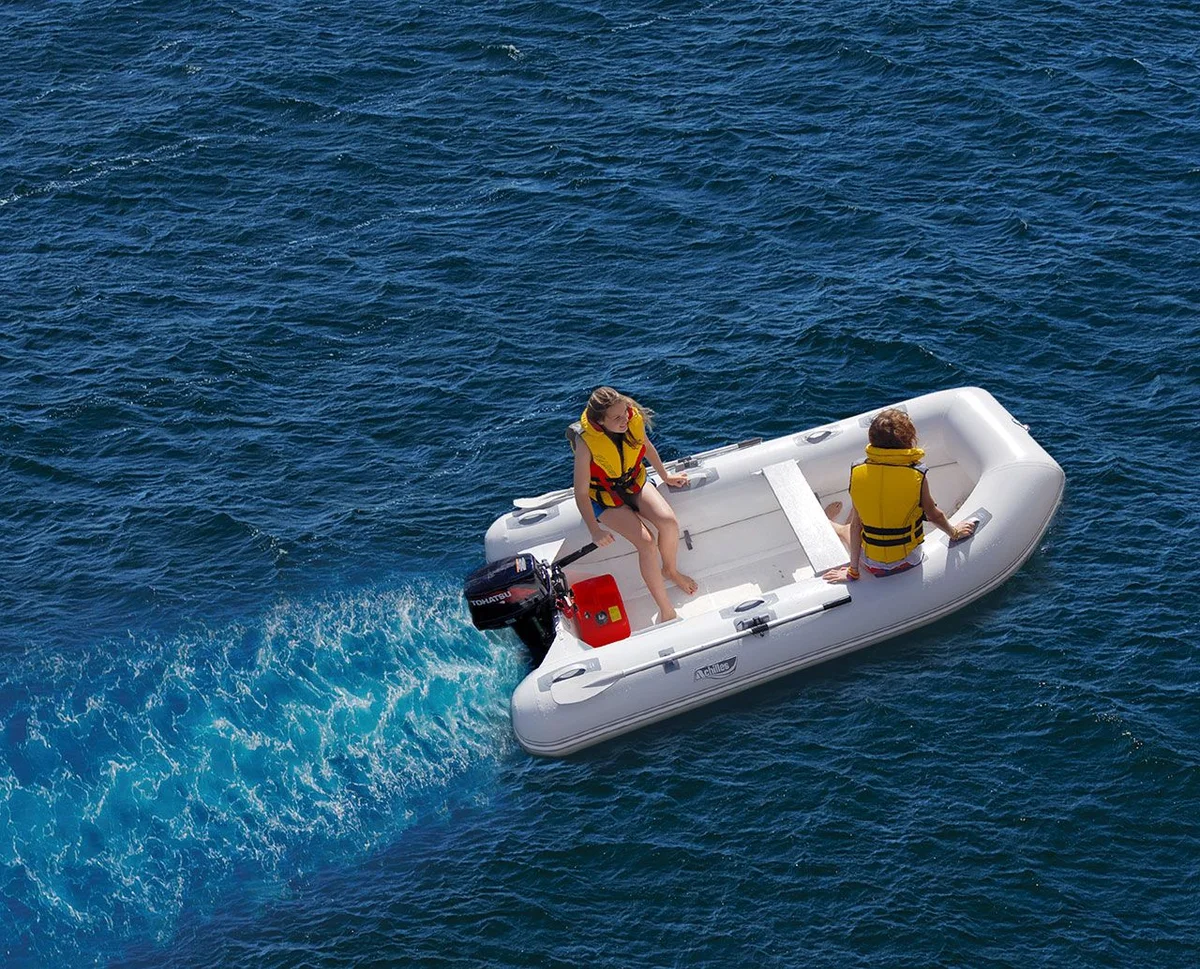 HB-240LX Boat Specs