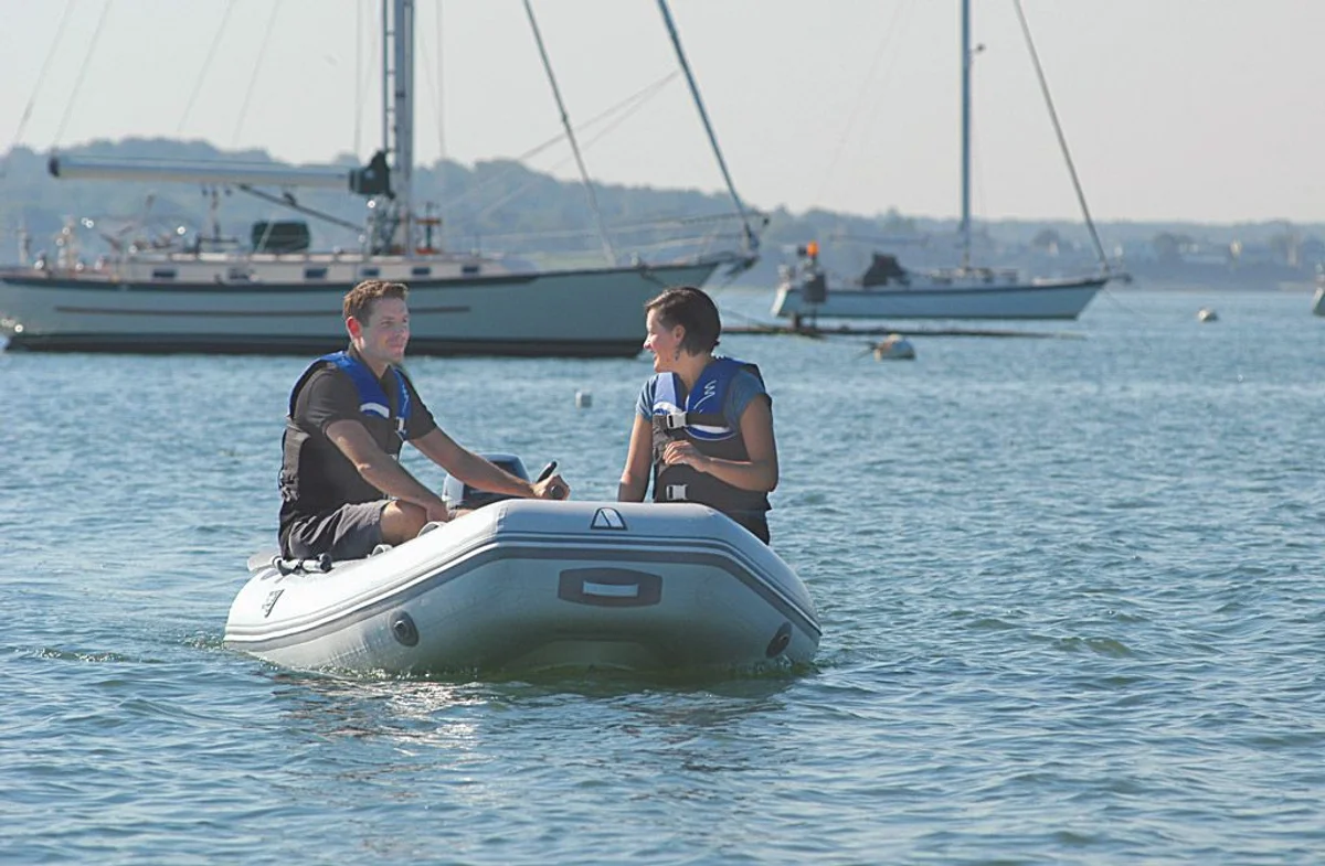 HB-280LX Boat Specs