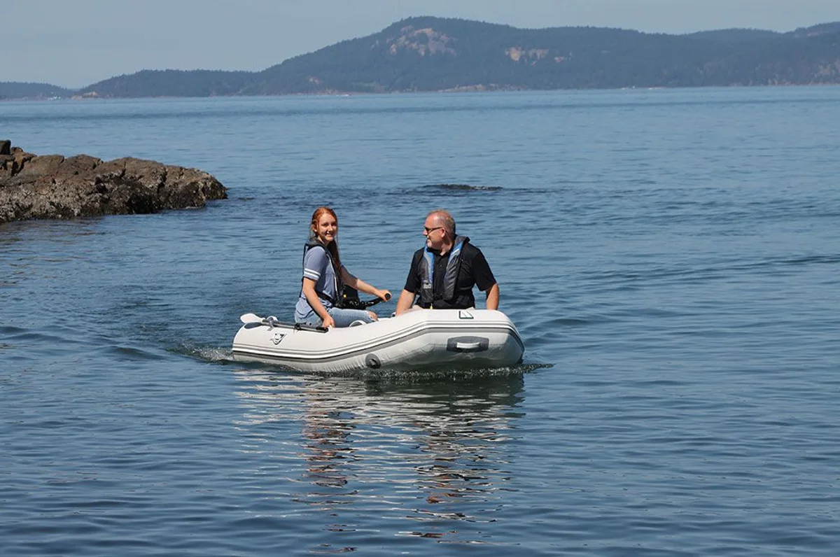 HB-310AX Boat Specs