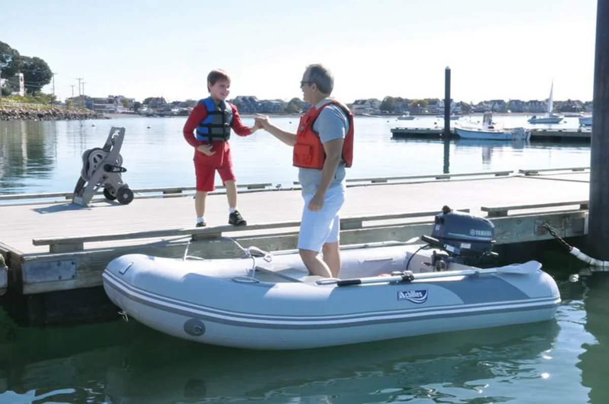 LSI-330E Boat Specs